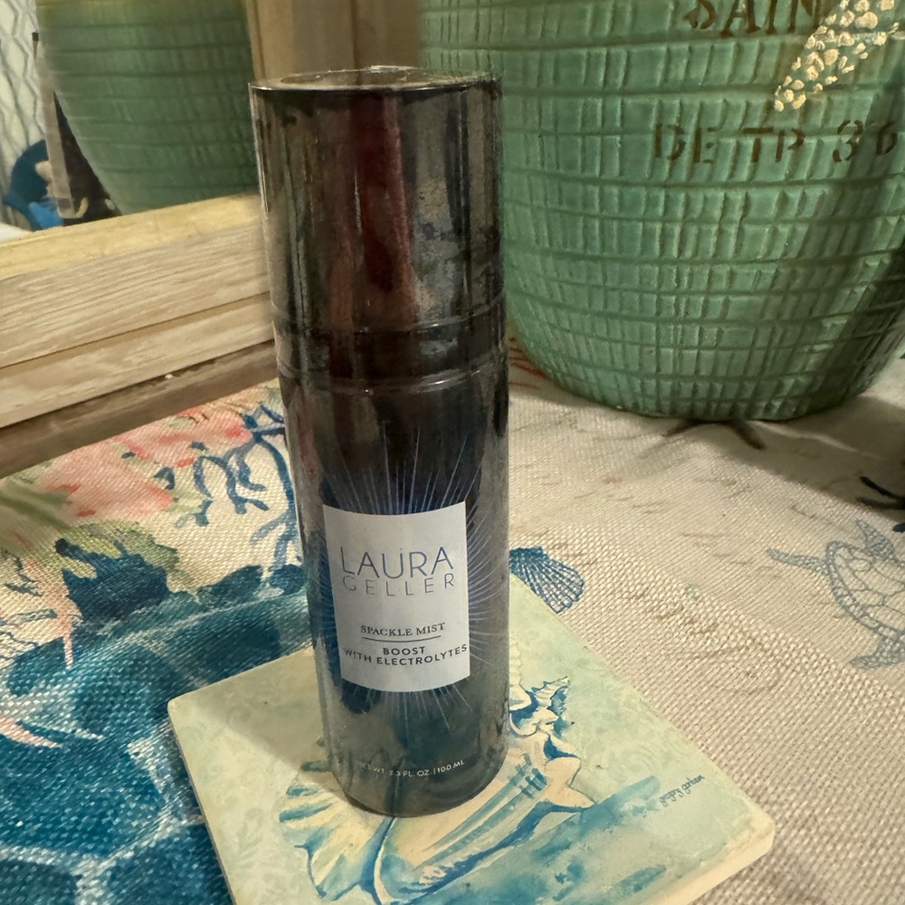 LAURA GELLER spackle mist